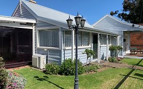 That Seaside Cottage - Fully Equipped Home, 4 Bedrooms On The Foreshore